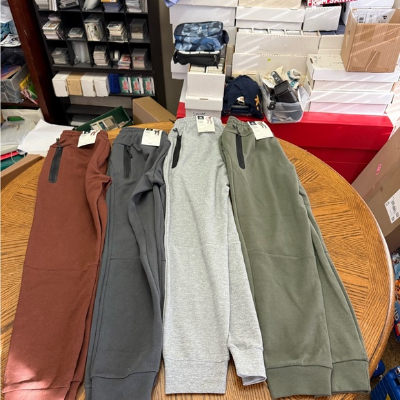 Member's Mark Other - Lot of 4 New with Tags  Cozy Jogger Pants - Gray, Green, Brown